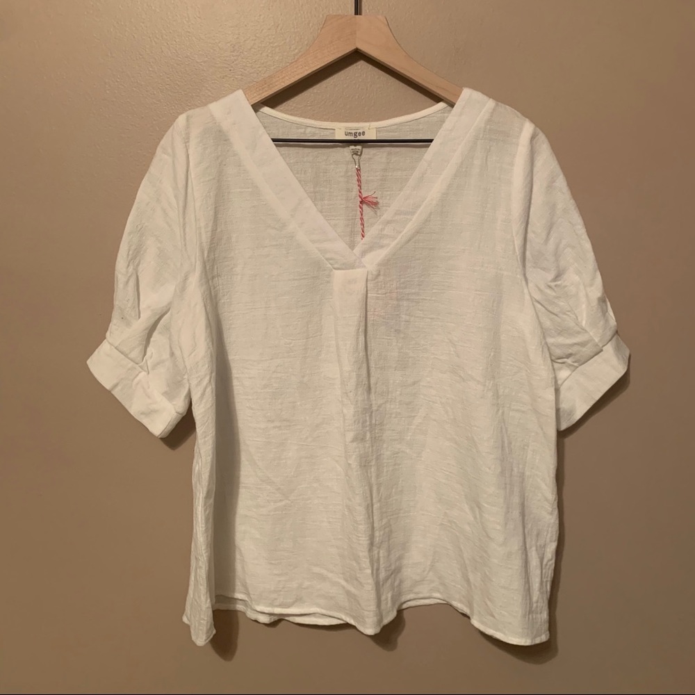 Umgee White V Neck Blouse